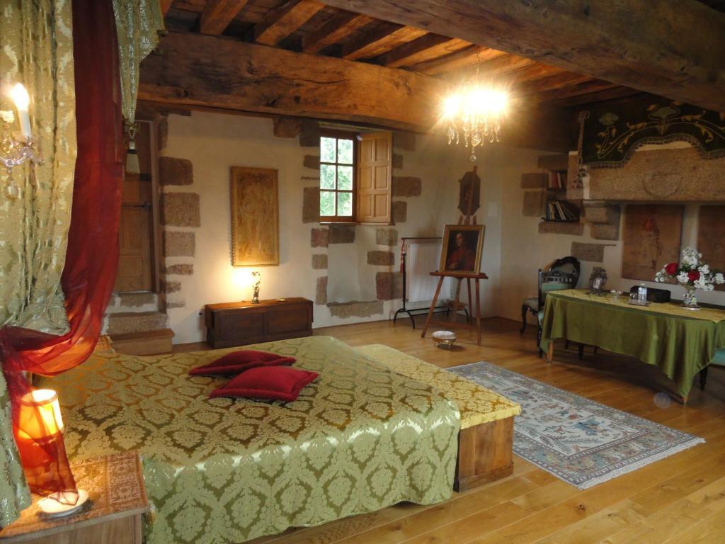 Manoir De La Branche Bed & Breakfast Maen Roch Room photo